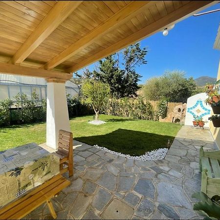Il Casale Vila Budoni Exterior foto