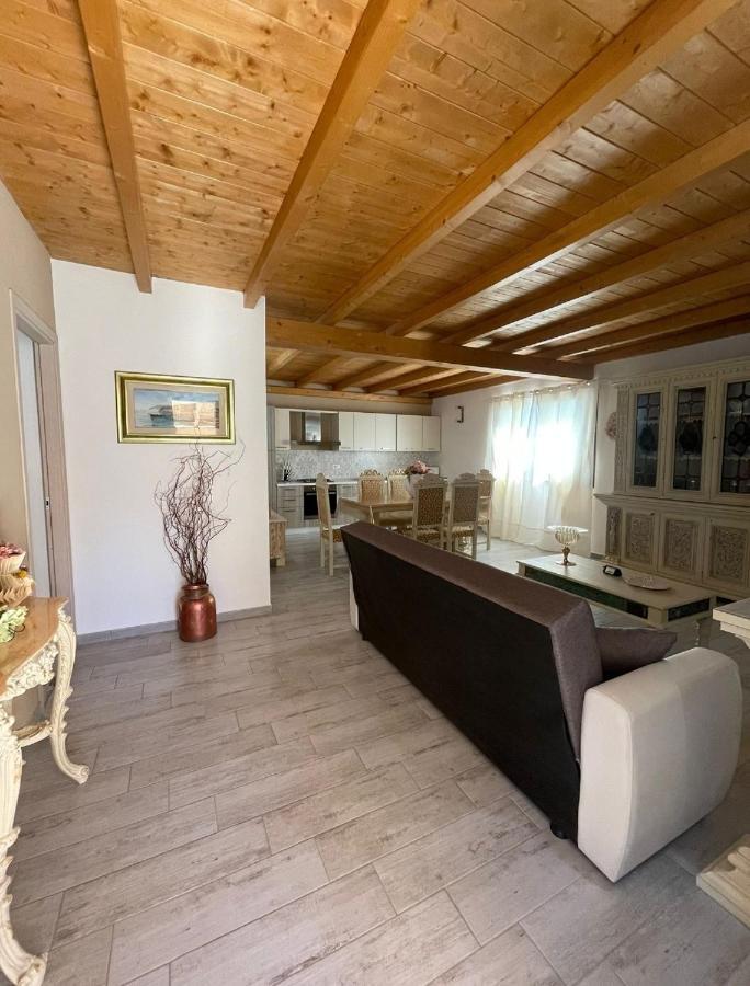 Il Casale Vila Budoni Exterior foto